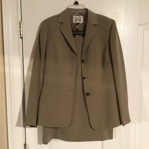 Two piece Tan skirt suit